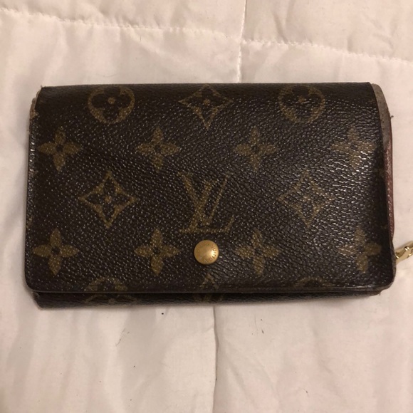 Louis Vuitton Handbags - Louis Vuitton Monogram Wallet VINTAGE